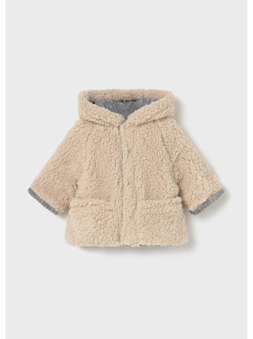 Mayoral, kifordítható, kapucnis kordbársony és bundás pulóver.