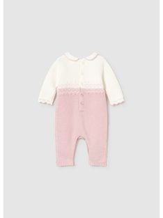 Gyönyörűen kidolgozott newborn kötött rugdalózó