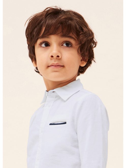 Mini fiú fehér, hosszú ujjú ing.