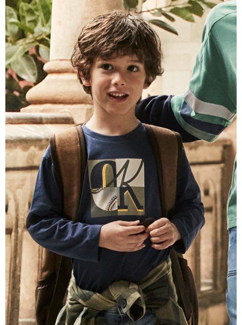 Mayoral, mini fiú átmeneti felső.