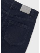 Mayoral, sötét indigókék, slim fit farmernadrág.