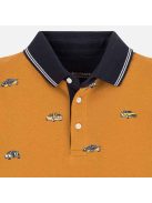  Fiú galléros póló.