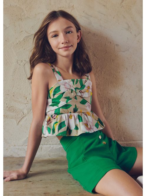 Tini lány short.